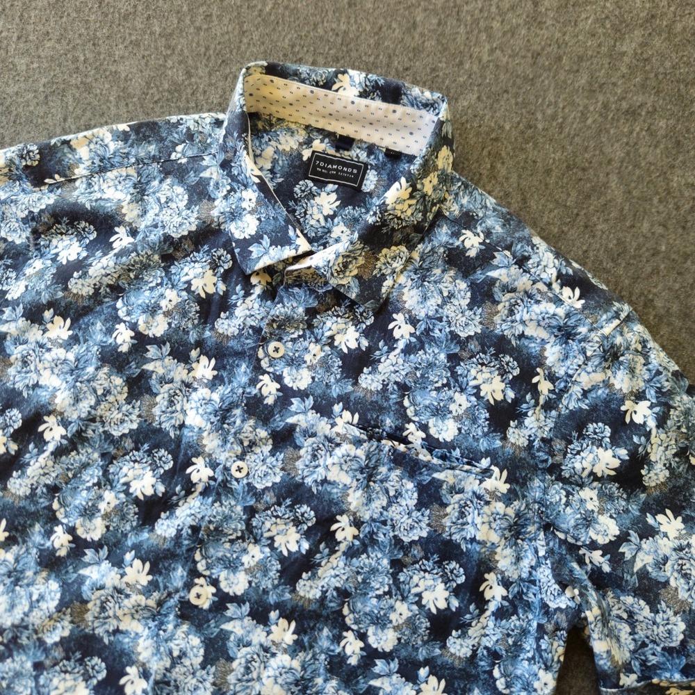 7Diamonds Dark Floral Button Down All Over Print Shirt Medium Preppy Beach EUC